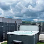 Apartament Thome Hoia Jacuzzi
