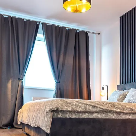 Apartment Thome Hoia Jacuzzi *