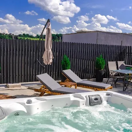 Thome Hoia Jacuzzi Apartment Cluj-Napoca